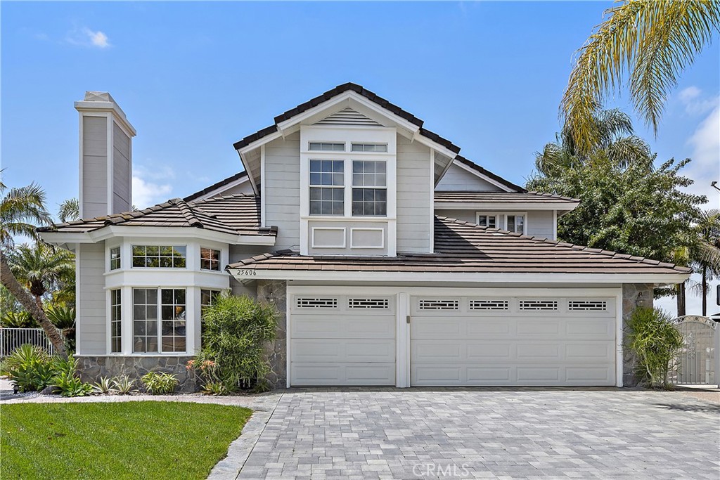 25606 Stratford Place, Laguna Hills, CA 92653