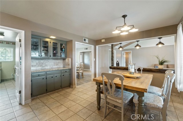 Detail Gallery Image 14 of 52 For 9331 E Mesa Ave, Clovis,  CA 93619 - 3 Beds | 2/1 Baths