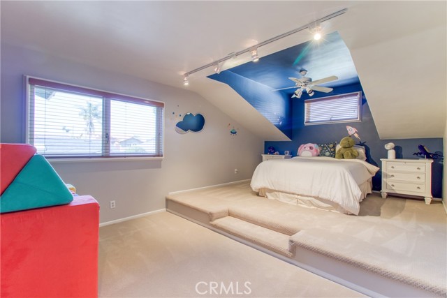 4317 Candleberry, Seal Beach CA: https://media.crmls.org/medias/0b9ce215-7e82-48a8-b104-976c709a86fe.jpg
