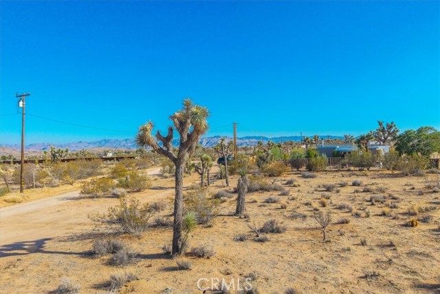 Detail Gallery Image 15 of 33 For 59057 Aberdeen Dr, Yucca Valley,  CA 92284 - 2 Beds | 1 Baths