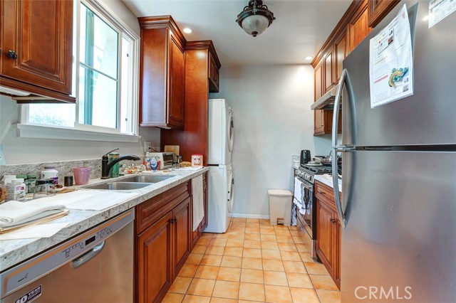 1513 1517 HUNTINGTON Drive, South Pasadena CA: https://media.crmls.org/medias/0b9ddd80-cb48-4baf-8f01-e202f6255b1e.jpg