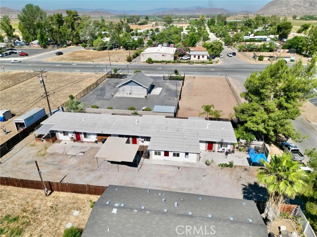 Detail Gallery Image 8 of 13 For 33043 Wesley St, Winchester,  CA 92596 - – Beds | – Baths