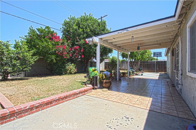 Image 17 of 21 For 17829 Burton Street