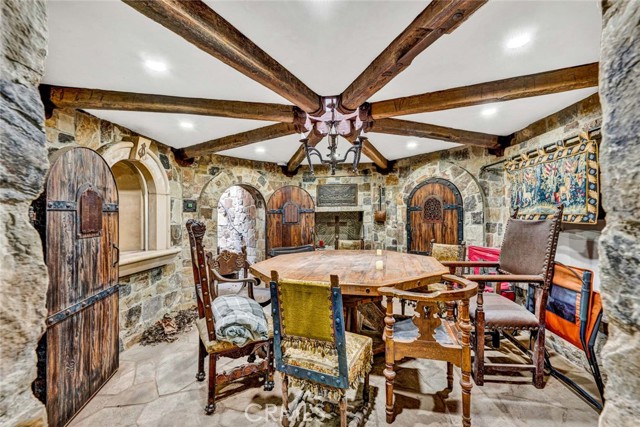 Detail Gallery Image 33 of 48 For 752 N Creekview Dr, Orange,  CA 92869 - 6 Beds | 6/1 Baths