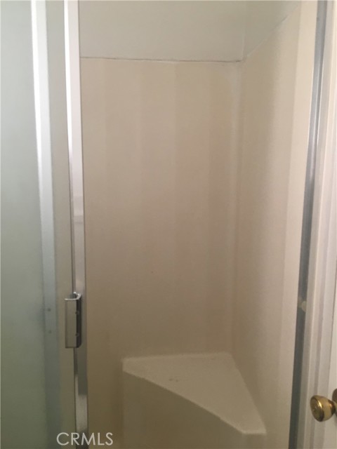 Detail Gallery Image 13 of 16 For 5128 Rosemead Bld a,  Temple City,  CA 91776 - 3 Beds | 2/1 Baths