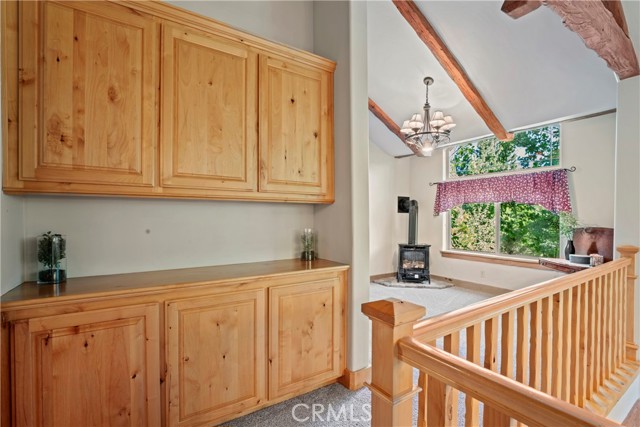 1034 Teakwood Drive, Lake Arrowhead CA: https://media.crmls.org/medias/0b9f4132-8226-4bf5-bed7-3259df907eb5.jpg