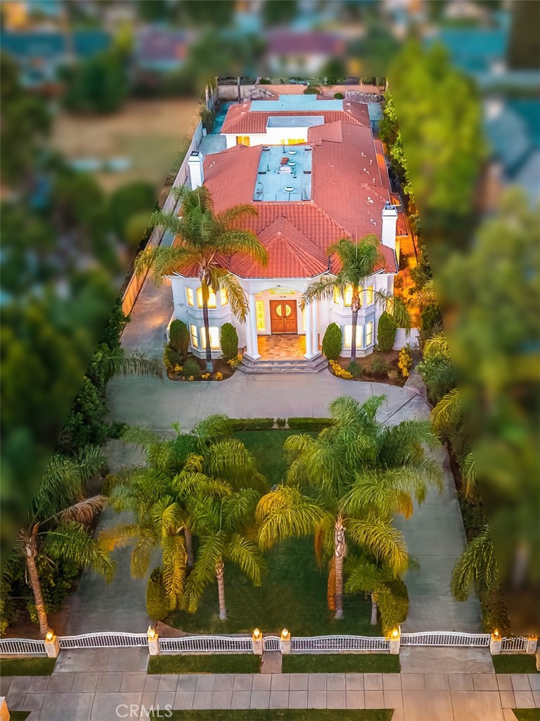 https://media.crmls.org/medias/0b9fbb1a-fc41-4c9a-a517-21027496e710.jpg?preset=X-Large
