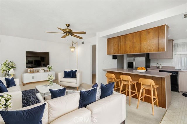 2797 Persimmon Place, Riverside CA: https://media.crmls.org/medias/0ba02ce9-179a-48fa-8736-ab09a048c228.jpg