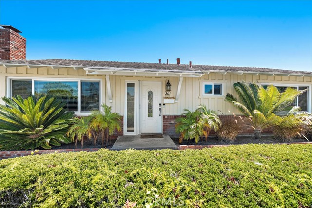 201 Monte Vista, San Clemente CA: https://media.crmls.org/medias/0ba41973-f7e2-4a5d-89dd-984354bf952e.jpg