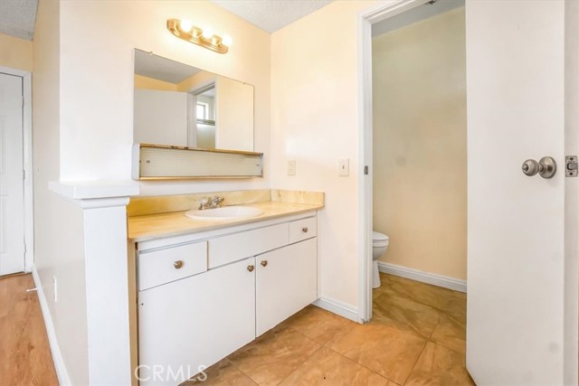 Detail Gallery Image 23 of 44 For 220 W Blaine St, Riverside,  CA 92507 - 5 Beds | 2 Baths