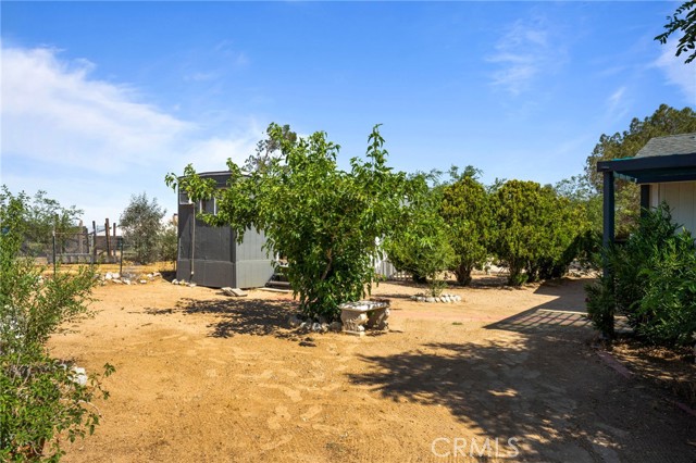 11676 11676 Acanthus, Phelan CA: https://media.crmls.org/medias/0ba4c178-814a-40c5-bdef-10f345cd394b.jpg
