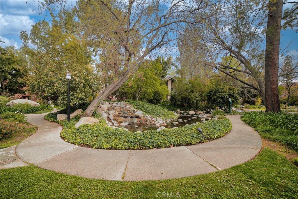 https://media.crmls.org/medias/0ba4f78f-683e-4ada-abfb-039f4898e661.jpg?preset=X-Large