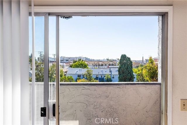 Detail Gallery Image 9 of 10 For 310 N Jackson #326,  Glendale,  CA 91206 - 0 Beds | 1 Baths