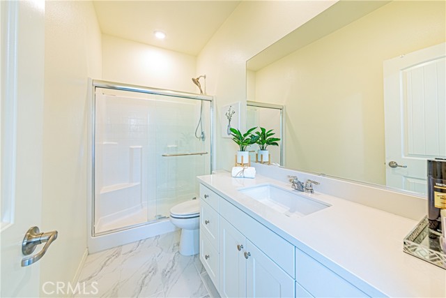 4040 S Bowery Place, Ontario CA: https://media.crmls.org/medias/0ba6673f-0ef2-4d8f-8a71-20ee2d5b7b13.jpg