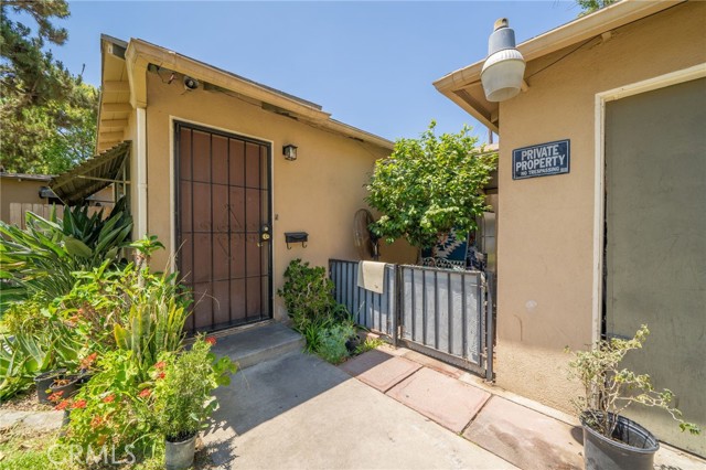 903 N Eleanor Street, Pomona CA: https://media.crmls.org/medias/0ba68737-894a-4781-ba7e-fc8438168adb.jpg