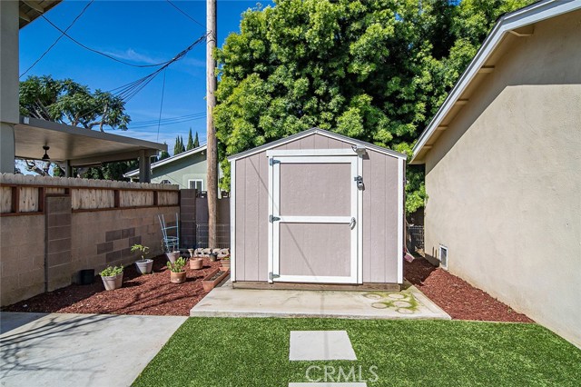 Detail Gallery Image 27 of 38 For 3581 Kemble Ave, Long Beach,  CA 90808 - 3 Beds | 2/1 Baths