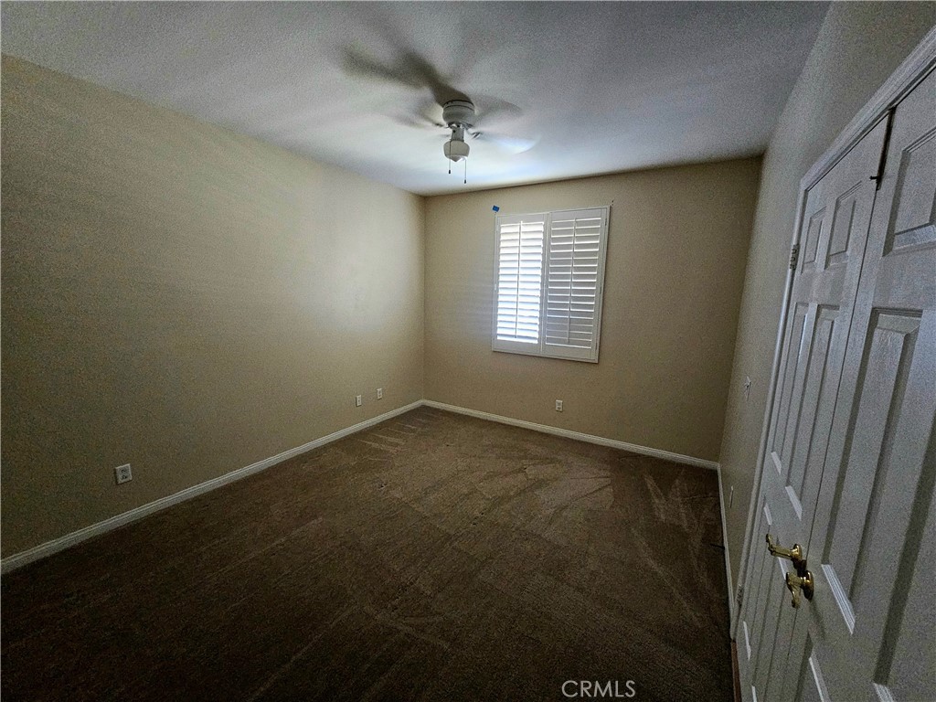 https://media.crmls.org/medias/0ba8b126-59f8-4920-a7c2-a156c3484ec1.jpg?preset=X-Large
