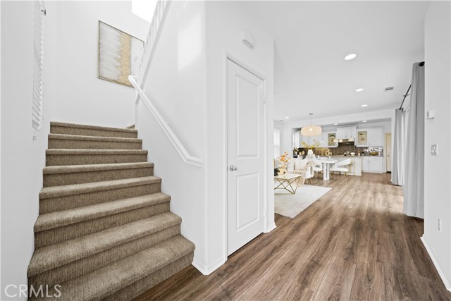 Detail Gallery Image 4 of 37 For 145 Mongoose, Irvine,  CA 92618 - 3 Beds | 3 Baths