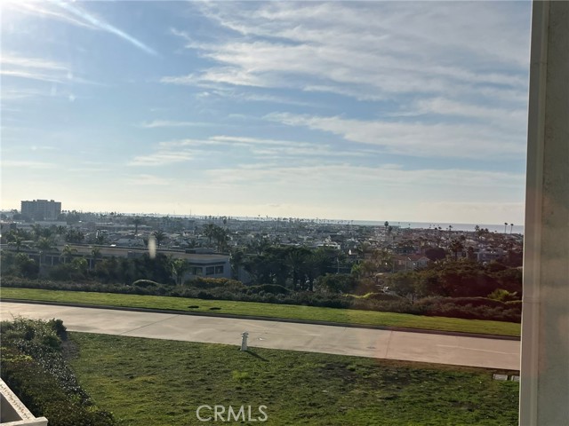 Detail Gallery Image 47 of 69 For 230 Lille Lane 212, Newport Beach,  CA 92663 - 2 Beds | 2 Baths