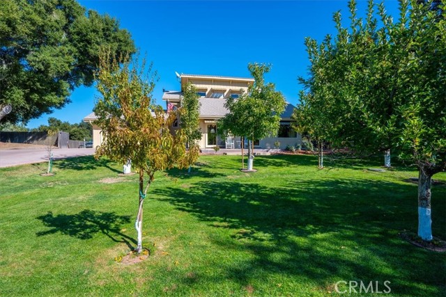 Detail Gallery Image 40 of 71 For 10325 Circle Oak Dr, Atascadero,  CA 93422 - 2 Beds | 2 Baths