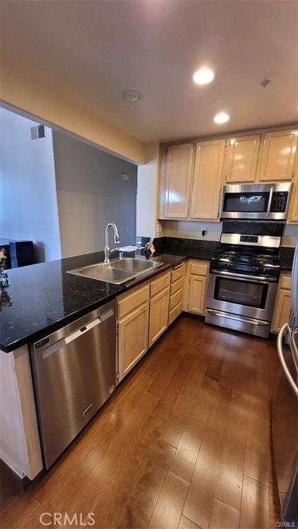 13377 Savanna, Tustin CA: https://media.crmls.org/medias/0bab38b0-6fac-4602-b3e2-42ec39119063.jpg