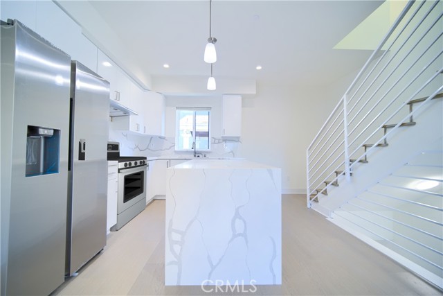 4455 S Slauson Avenue, Culver City CA: https://media.crmls.org/medias/0bab7328-148d-4ee7-9f2b-9137d6a14f68.jpg