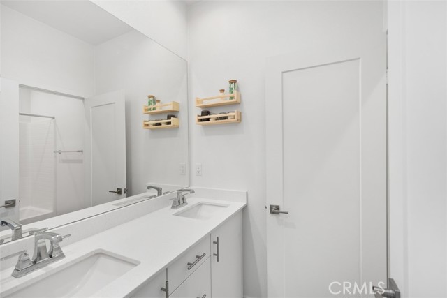 Detail Gallery Image 28 of 52 For 797 S Mosaic St, Anaheim,  CA 92805 - 3 Beds | 2/1 Baths