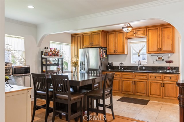 Detail Gallery Image 7 of 27 For 12945 Jefferson Avenue, Hawthorne,  CA 90250 - 3 Beds | 2 Baths