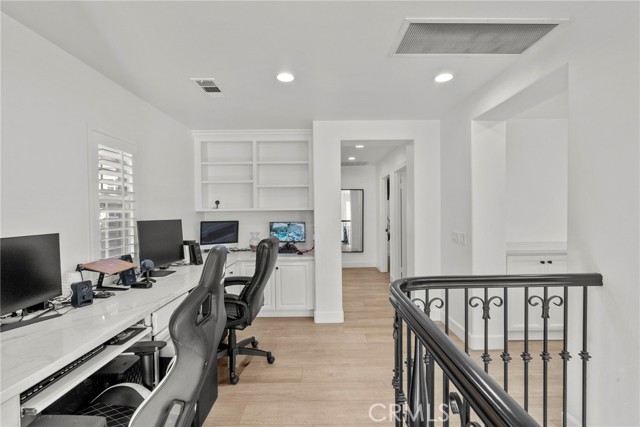 Detail Gallery Image 43 of 75 For 29228 Las Brisas Rd, Valencia,  CA 91354 - 5 Beds | 4 Baths