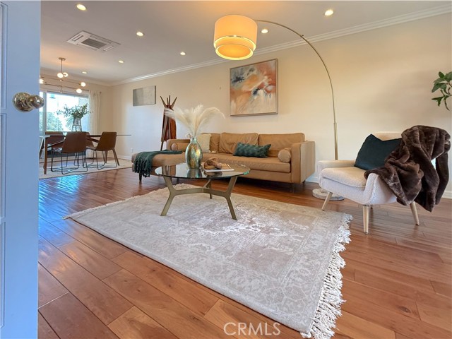 2662 E 2nd Street, Long Beach CA: https://media.crmls.org/medias/0bace3ab-84df-44be-88d3-1c3249357a1f.jpg