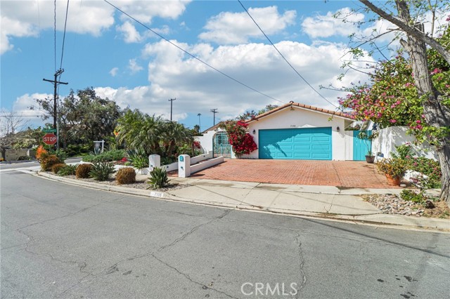 Detail Gallery Image 3 of 48 For 7108 Werner St, San Diego,  CA 92122 - 3 Beds | 2 Baths