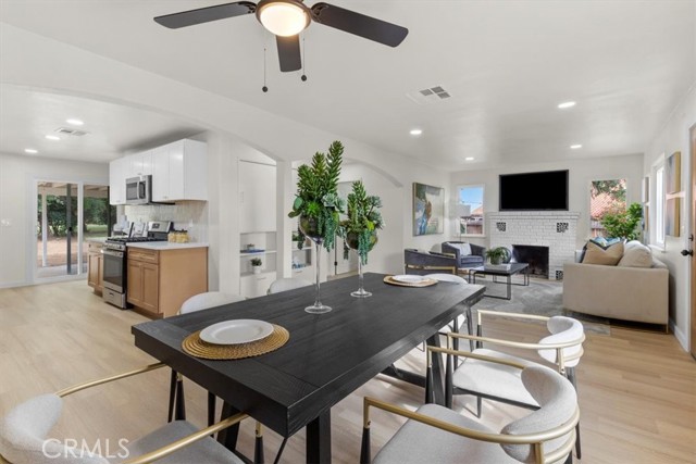 Detail Gallery Image 8 of 32 For 9240 Calimesa Bld, Calimesa,  CA 92320 - 4 Beds | 2 Baths