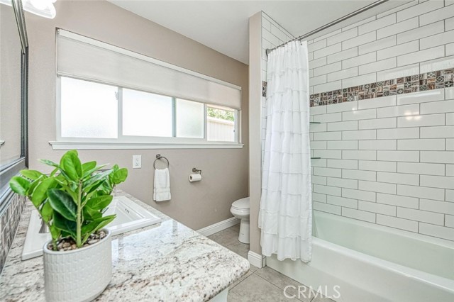 1590 W Escalon Avenue, Fresno CA: https://media.crmls.org/medias/0bae3014-1d08-497c-9342-8f31a6f0d97a.jpg
