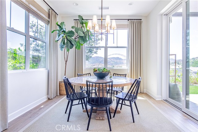 113 Spur St, Rancho Mission Viejo CA: https://media.crmls.org/medias/0baf1c4f-ab7f-4033-acba-9b6048ec2c17.jpg