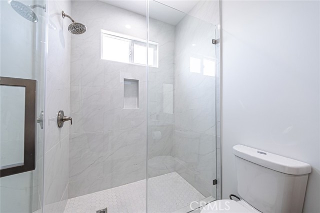 Detail Gallery Image 33 of 34 For 4445 Auckland Avenue, Toluca Lake,  CA 91602 - 4 Beds | 3 Baths