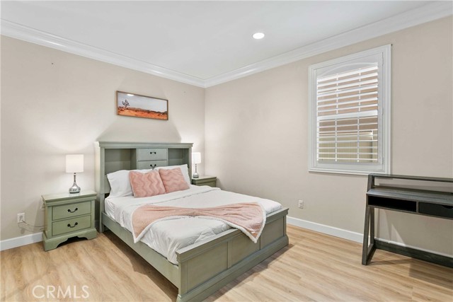 Detail Gallery Image 13 of 23 For 13078 Irisbend Ave, Corona,  CA 92880 - 5 Beds | 4/1 Baths