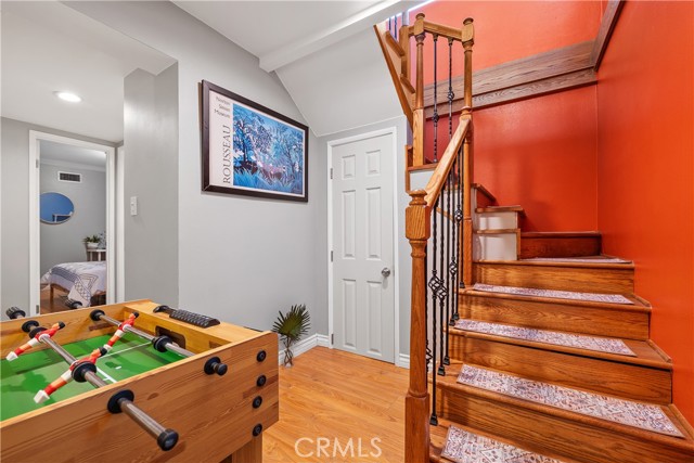 10739 Helendale photo 18