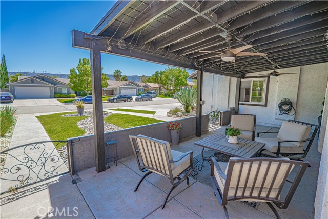 Detail Gallery Image 7 of 65 For 6317 Prairie Ct, Quartz Hill,  CA 93536 - 4 Beds | 2 Baths