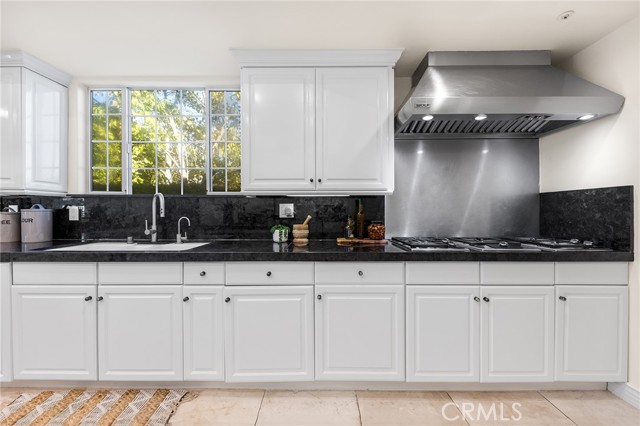 Detail Gallery Image 25 of 70 For 209 W Camino Real, Arcadia,  CA 91007 - 4 Beds | 4/1 Baths