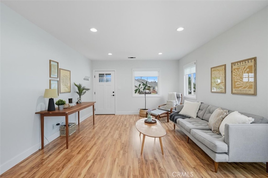 MLS #SB25215094 image #8