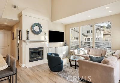 17 Auvergne, Newport Coast CA: https://media.crmls.org/medias/0bb2fef6-a340-4795-9ace-c0c19bed613c.jpg