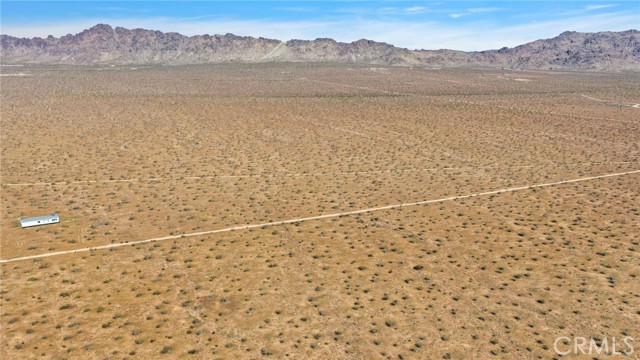 Detail Gallery Image 3 of 15 For 1 Meander Rd, Lucerne Valley,  CA 92356 - – Beds | – Baths