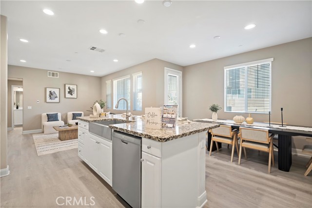 Detail Gallery Image 11 of 75 For 7459 Solstice Pl, Rancho Cucamonga,  CA 91739 - 3 Beds | 3 Baths