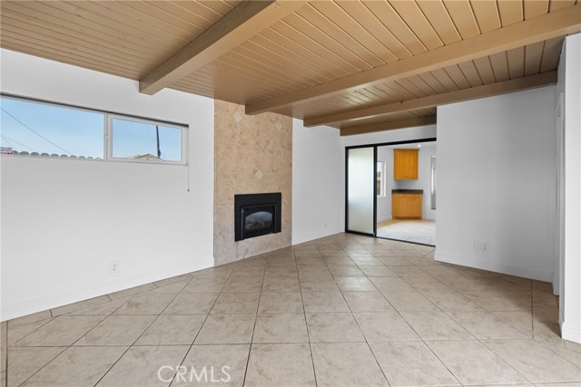 1020 W Cherry Avenue, Lompoc CA: https://media.crmls.org/medias/0bb3accb-c111-4c79-b267-94964c469934.jpg