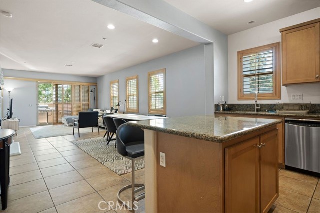 Detail Gallery Image 6 of 43 For 7694 Lisbon Pl #6,  Rancho Cucamonga,  CA 91739 - 3 Beds | 3/1 Baths