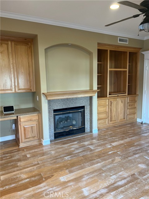 Detail Gallery Image 13 of 47 For 121 21st, Huntington Beach,  CA 92648 - 3 Beds | 4/1 Baths