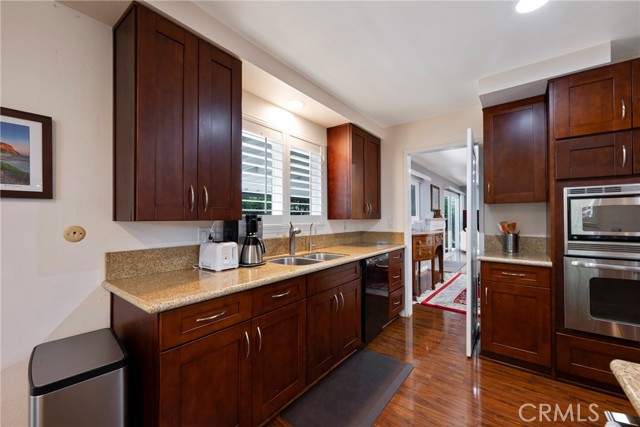 Image 11 of 60 For 673 Cliffwood