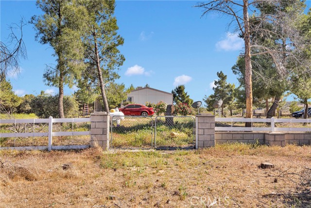 Detail Gallery Image 35 of 44 For 5635 Honeyhill Rd a & B,  Oak Hills,  CA 92344 - 3 Beds | 1 Baths