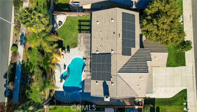 Detail Gallery Image 6 of 52 For 35181 Begonia Ln, Winchester,  CA 92596 - 6 Beds | 3 Baths