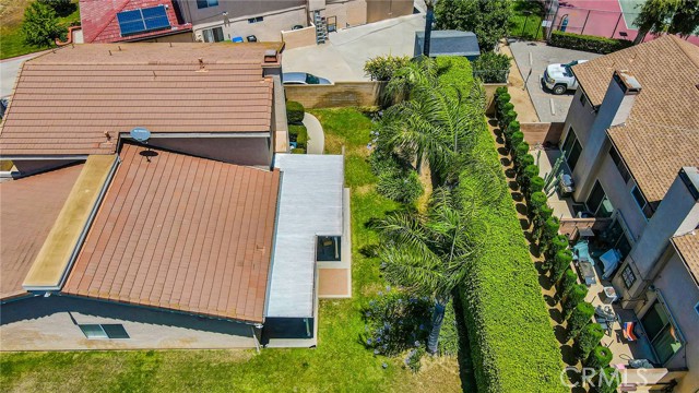 17262 Chase Street, Northridge CA: https://media.crmls.org/medias/0bb6bf42-3c22-4c27-853a-efae52ceb9f9.jpg